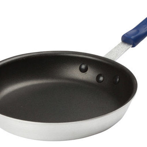 Picture of PAN 10" FRY BLK COATED W/SLEEVE